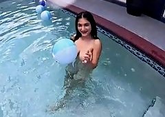 He Pounds His Middle Eastern Girlfriend with a Creampie in Tight After Blowjob Cowgirl Ride