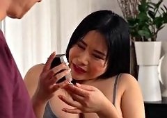 Celebrity Cumshot in Foreign City