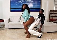 Maserati XXX Finding Her Groove