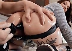 Lesbian Bella Blu Anal
