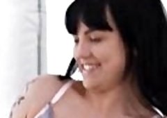 Tetti Dew Kortis Pillow Fight Sparks Passionate Honeytone Fuck